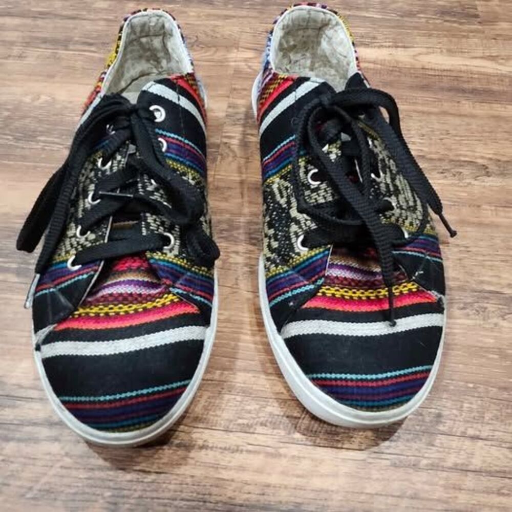 Inkkas Shoes- size 8W, size 6M
